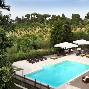 4* Hotel & Mercede